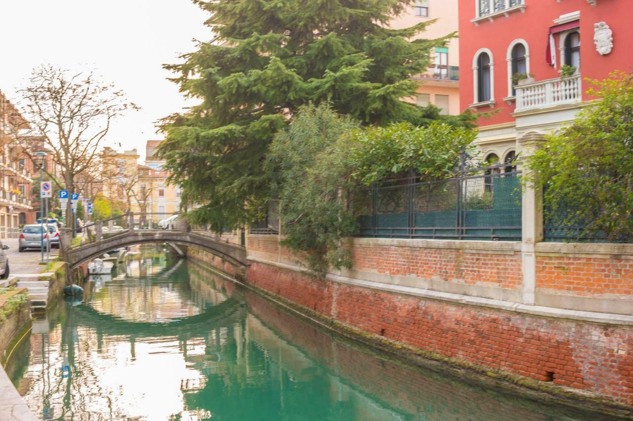 M Design Apartment Venezia Eksteriør bilde